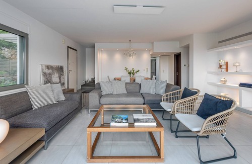 Katakali Villa | Beach front villa with private sea water pool & amazing sea view to Saronic golf