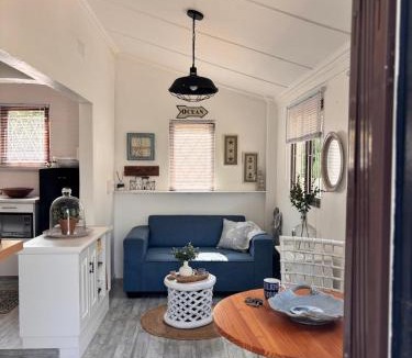 Umtentweni House | Beach Nest Unit - Ebbtide