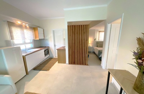 Agios Gordios Apartment | Beachfront 4-bed luxury suite - Agios Gordios Corfu Greece