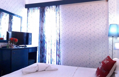 Agia Marina Hotel | Beachfront Double Haven - Argo Seaside Stays