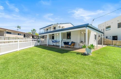 Slade Point House | Beachside Mackay, Lamberts Beach, Mackay