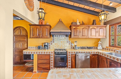 Amapas Condo | Beautiful Condo at Amapas with Tropical View 2BD Condo for rent in Conchas China