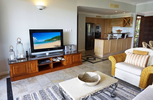 Port Douglas Apartment | Beautiful Ocean Views in the Heart of Port Douglas | 2 Bedroom Luxury Villa