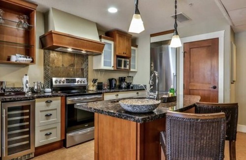 Cougar Creek Condo | Beautifully Appointed Entire Condo in Canmore!n