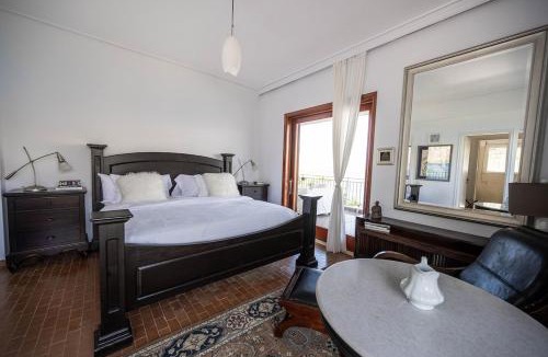Limni Vouliagmenis Villa | Bellavista at Heraion Lagoon