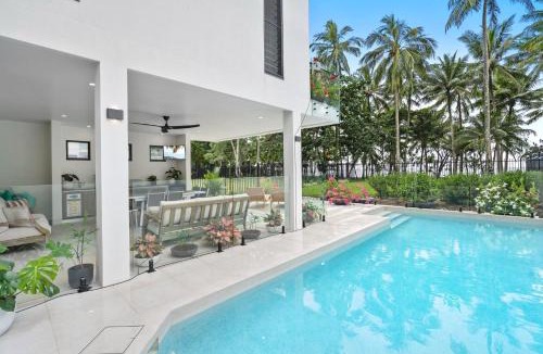 Palm Cove House | Belle Escapes Beach Manor