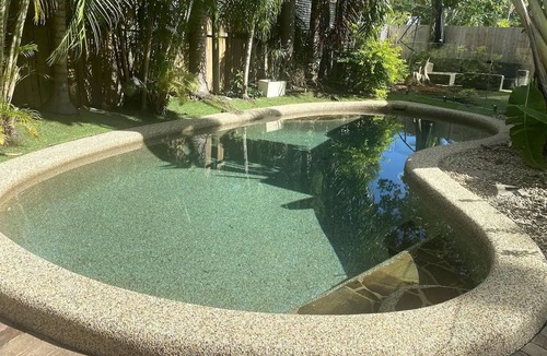 Palm Cove House | Belle Escapes Sandpipers Beach House