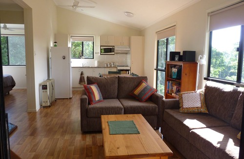 Bellthorpe Cabin | Bellthorpe Stays