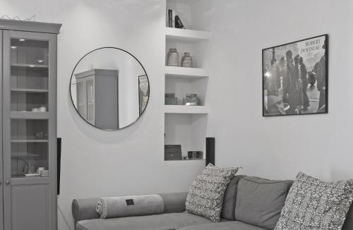 Glyfada Apartment | Belva Blue Glyfada Modern 2BR Walk to Ctr & Beach