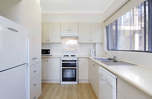 Bilinga Apartment | Bilinga Gardens 3 - Bilinga/North Kirra Beachfront - Min. 3 Night Stays!
