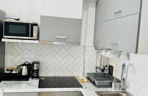 Loutraki Apartment | BLE PROPERTY ATLAS- Deluxe Suite