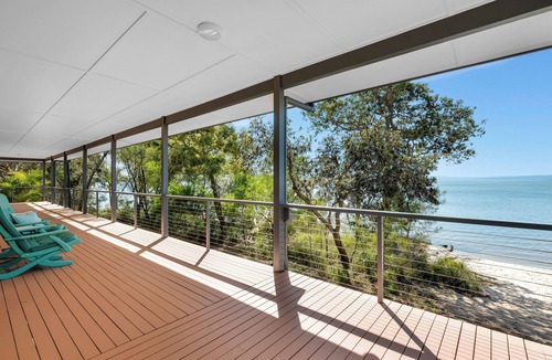 Boreen Point House | Blissful Lake Retreat