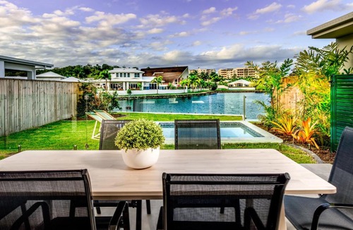 Trinity Beach Apartment | Blue Lagoon Villa A