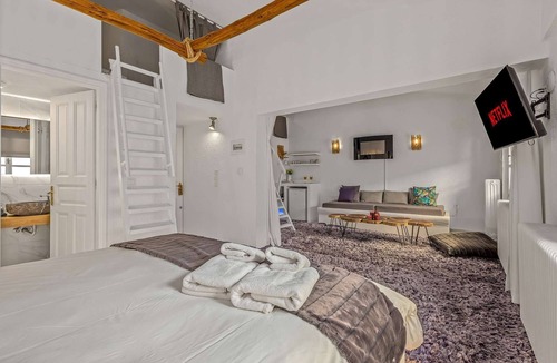 Arachova House | Blue Mountain Guesthouse "Gaias”