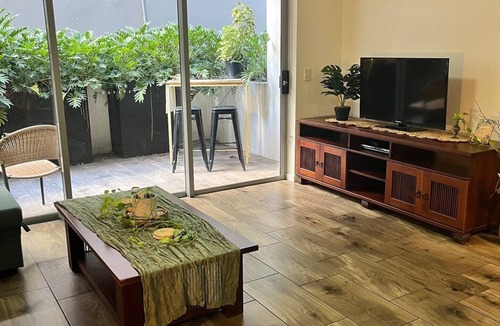 Bowen Hills Apartment | Bowen hills 2bed 1bath Haven with wi-fi