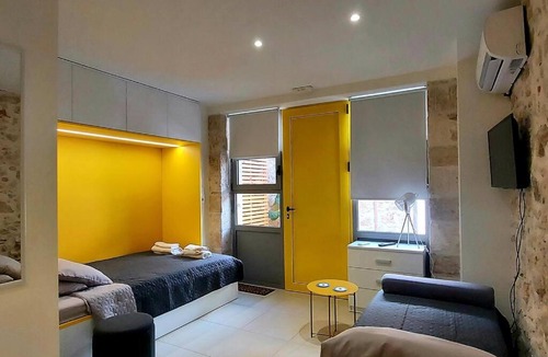 Heraklion Apartment | [Bracket]