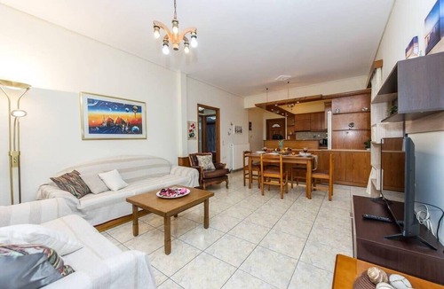 Megali Mantineia Apartment | Breathtaking sea view, close to the beach.