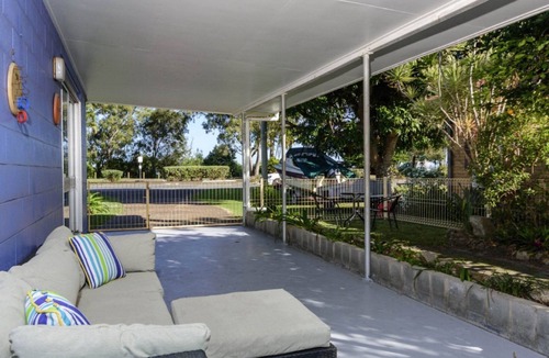 Banksia Beach House | Bribie Beach House on Solander