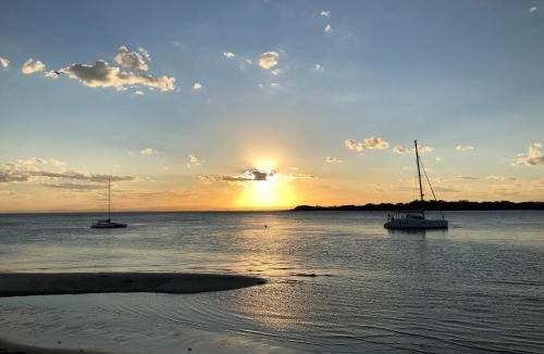 Bellara Hotel | Bribie Island Hotel