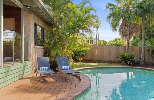 Buderim House | Buderim Rustic Retreat - Pool & Pet Friendly