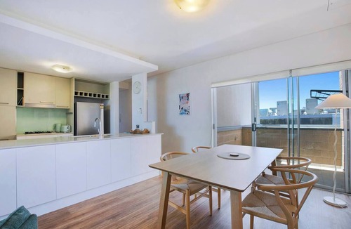 Bulimba Apartment | Bulimba Solace Poolside Living by Brisbane River
