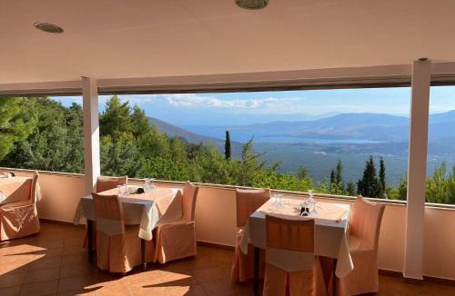 Delfoi Hotel | Bungalow - Camping Apollon