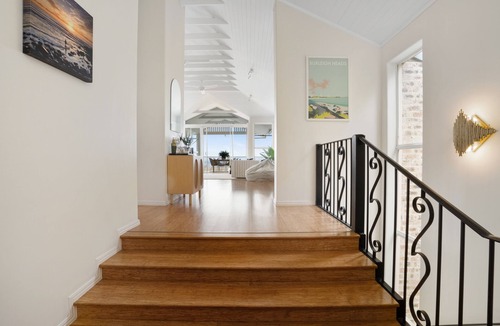 Burleigh Heads House | Burleigh Heads hidden gem with breathtaking view and walking distance from beach