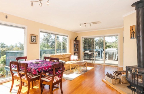 Anglesea House | Bushlark - At Anglesea