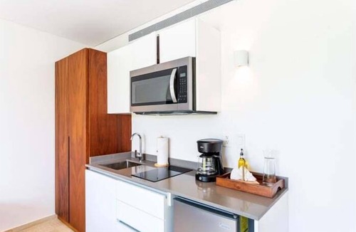 Tulum Apartment | C202 CPL, Impressive studio with lagoon view