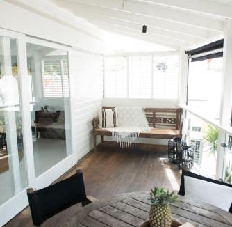 South Brisbane House | Cactus Rose Villa - Private Stay in Byron