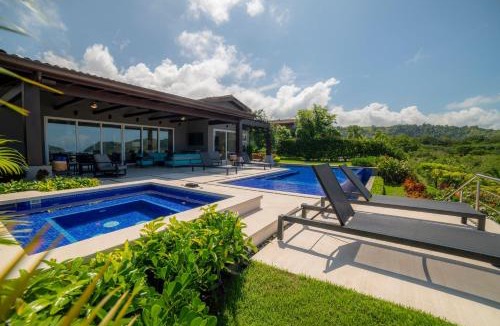 Herradura Villa | Casa Blue Sail 6 bdrs ocean view in Los Suenos