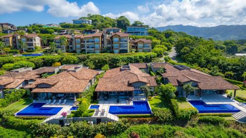 Herradura Villa | Casa Blue Sail 6 bdrs ocean view in Los Suenos