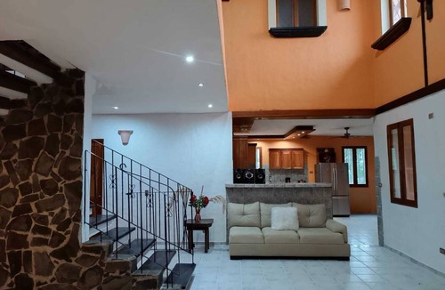 Atenas Apartment | CASA DE CAMPO VACACIONAL