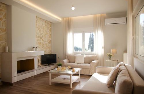 Aravissos Villa | Casa Di Calma Four Seasons Guest House