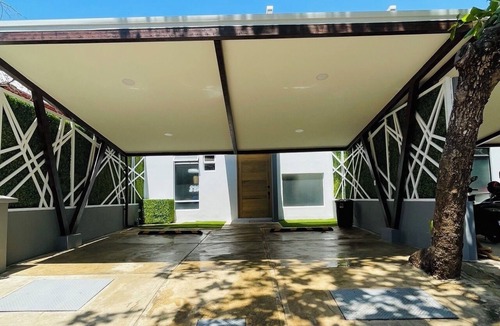 Playa Hermosa House | Casa Lapa Roja