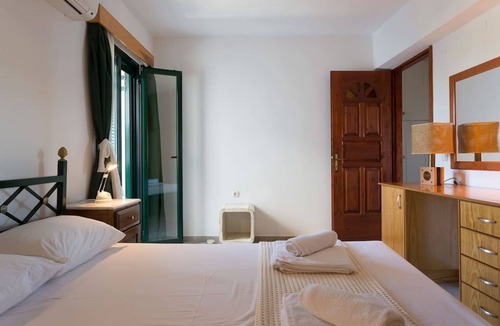 Votsi Apartment | Casa Milos Studio Sea view 190m to the sea