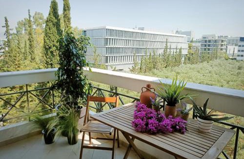 Khalandrion Apartment | CASA MYRlAM Marousi -View & Private Parking-