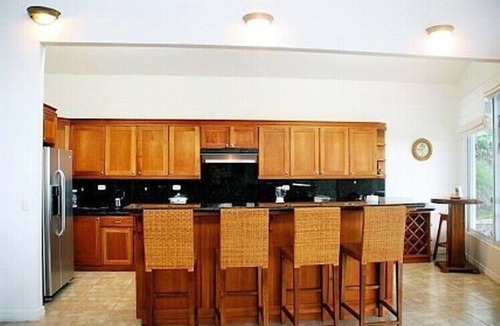 Manuel Antonio House | Casa Papillon: Waterfall pool, Jungle Views, Terrace, Sleeps 12