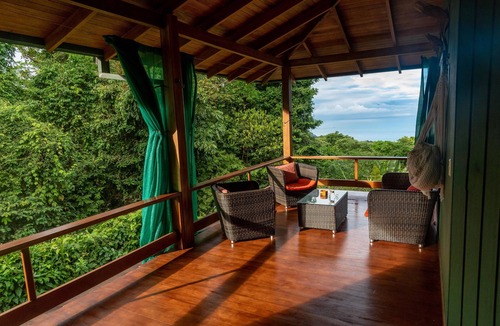 Ballena House | Casa Uvita: Rainforest & Ocean View Eco-Home