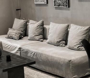 Glyfada Apartment | CASAGOLD Glyfada Luxury Apartment Near The Sea