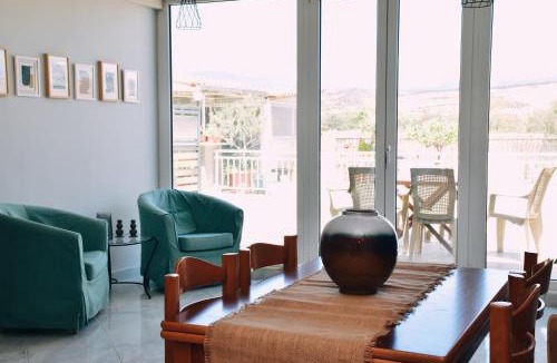 Isthmia Apartment | Central Guest House