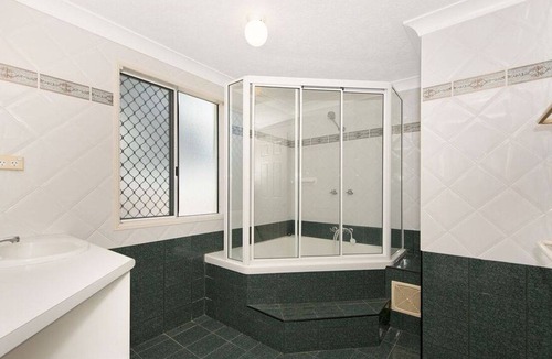 Arcadia Apartment | Champagne Apartment 2 - Spacious ground floor apartment with beautiful views of Geoffrey Bay