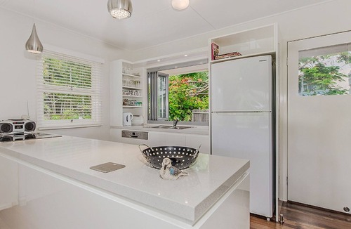 Noosaville House | Charm & Character in the heart of Noosaville