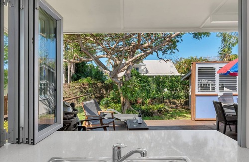 Noosaville House | Charm & Character in the heart of Noosaville