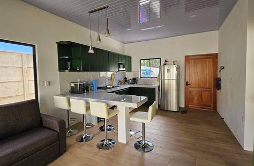 Parrita House | Charming 2-bedroom house with WiFi, AC in serene Parrita
