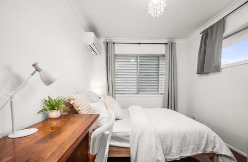 Algester House | Charming Home in Algester close to plaza