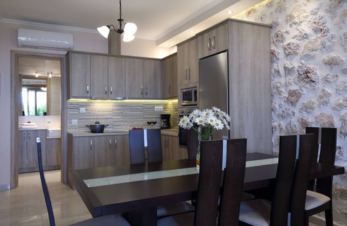 Tsoukaladhes House | Charming suite Iro just few minutes from Kathisma & Mylos Beach
