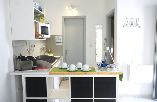 Paros Apartment | Charming two-room apartment with terrace, up to 4: 300m from Livadia beach