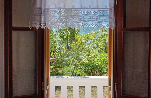 Nimfea Villa | Charming villa with 2 bedrooms and WiFi, AC in peaceful Alonissos