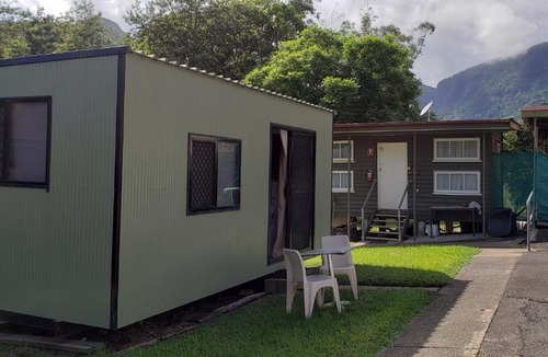 Lamington House | Christmas Creek Café & Cabins